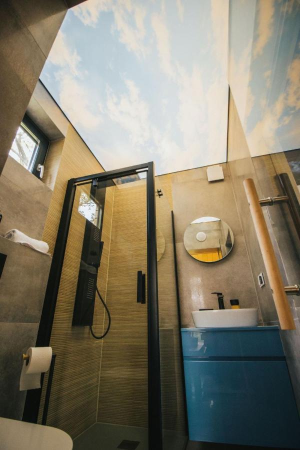 In Heaven Apartment Zdow Bagian luar foto